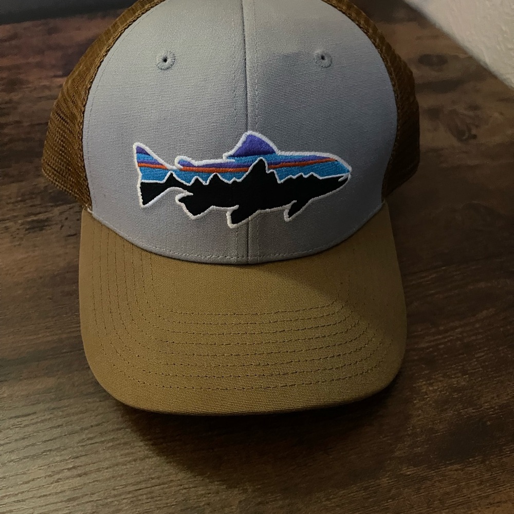 Patagonia Flying Fish Trucker Hat Gray Brown Snapback Minturn Anglers